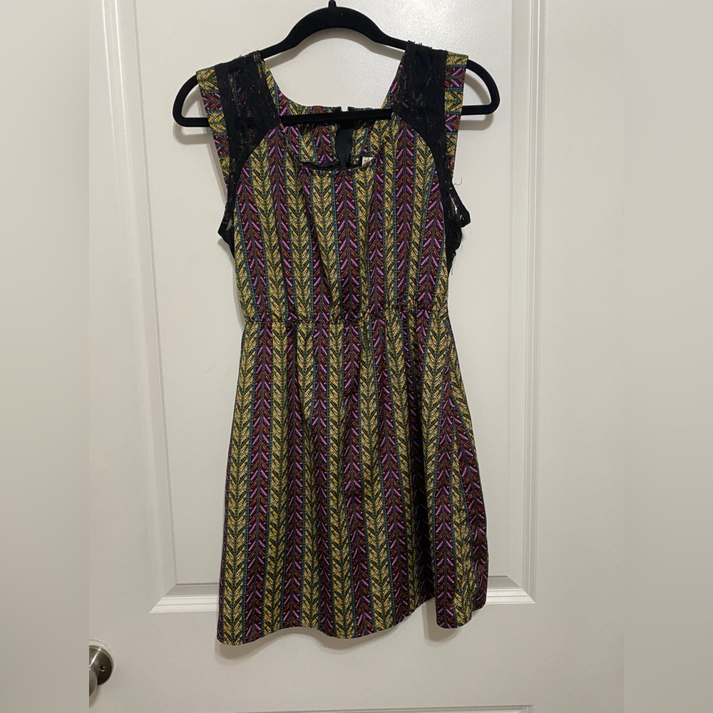 Pretty rebellious dress (m)